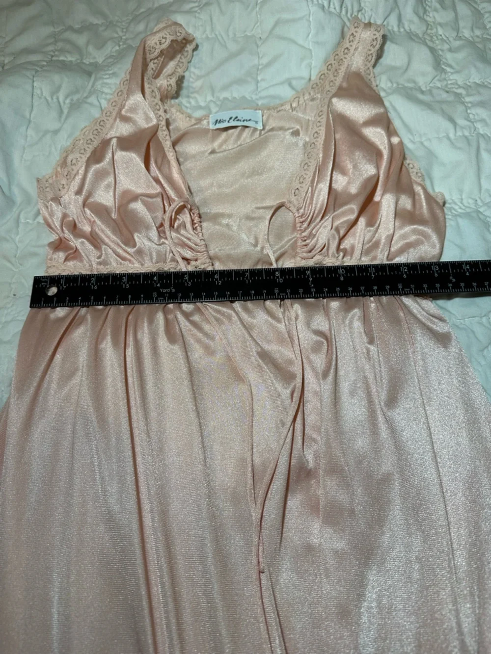 VTG Miss Elaine Peignoir Set Peach Lace Nightgown Robe Coquette 70s EUC- Small